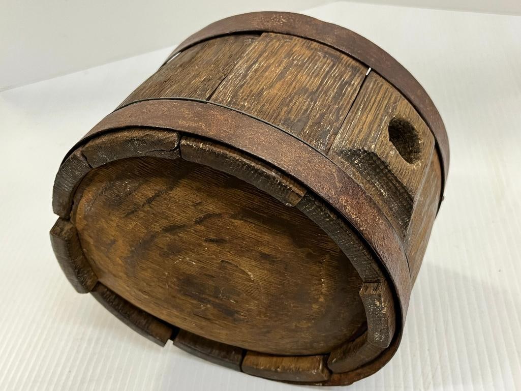 Early Wood Military Canteen (1 of 6)