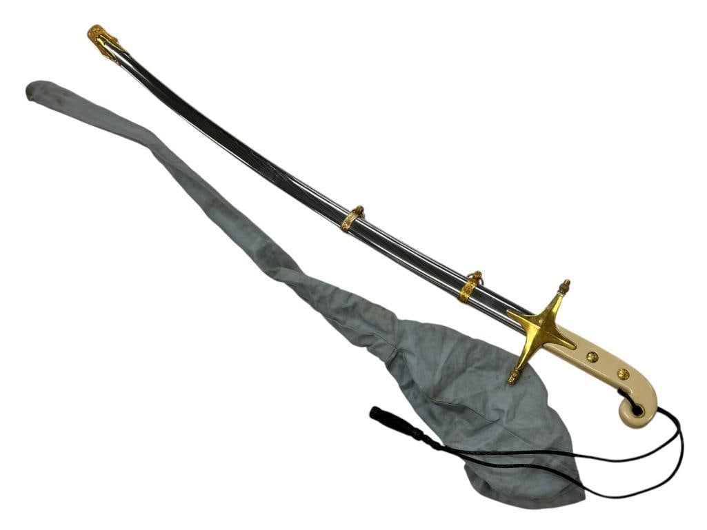 U.S.M.C. dress sword (1 of 6)