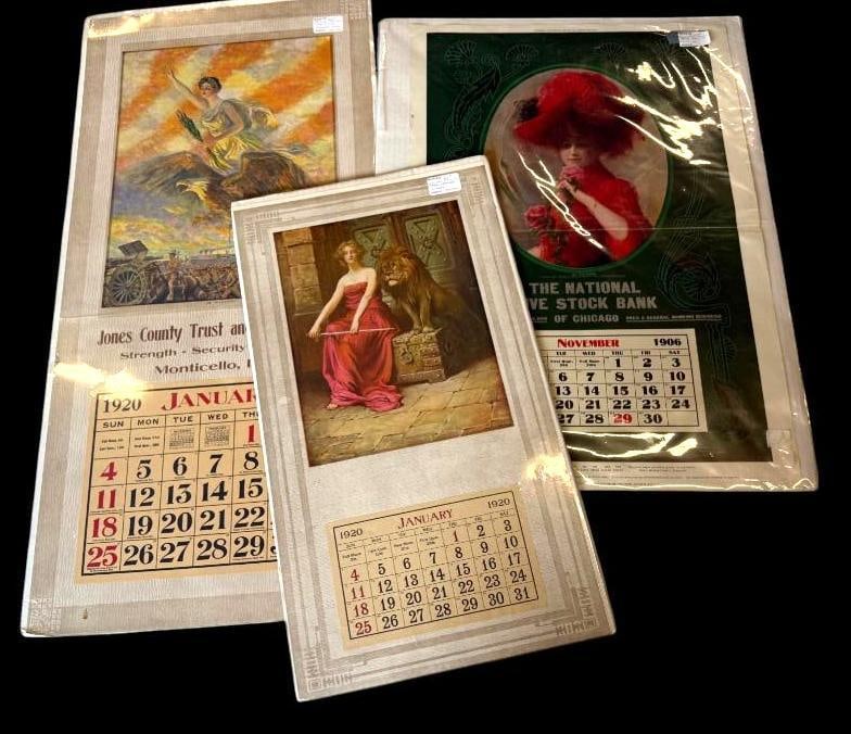 Large group of advertising calendars: Large group of advertising calendars and more. Approx. 29 pieces. Largest board approx. 28 x 23 inches.