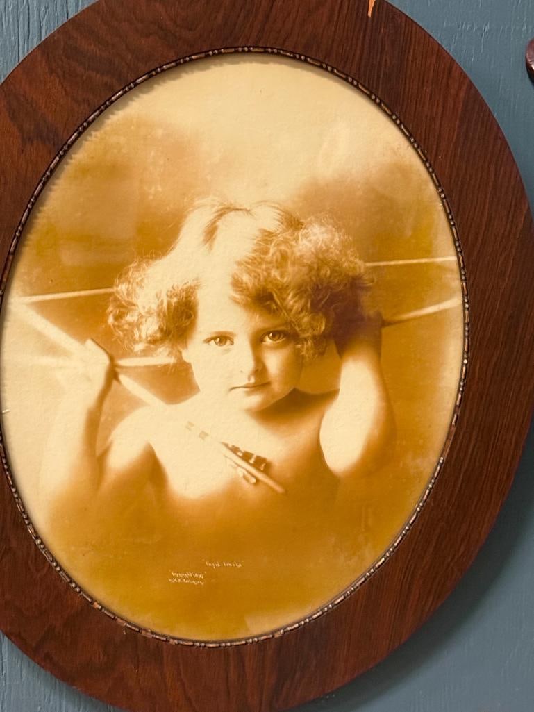 3 Oval Cupid prints - 3