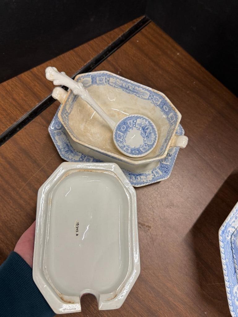 5 transferware serving dishes - 14