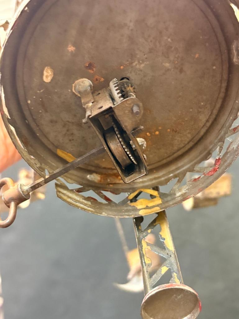 Wind Up Flying Carousel - 9