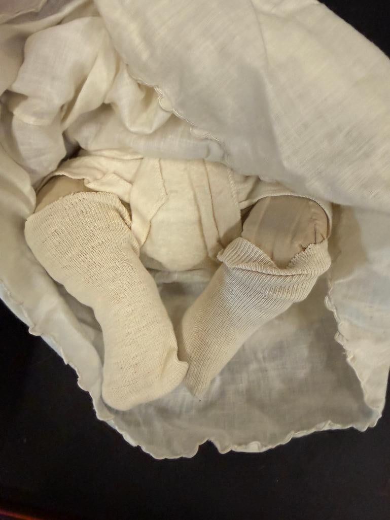 2 porcelain dolls - 10