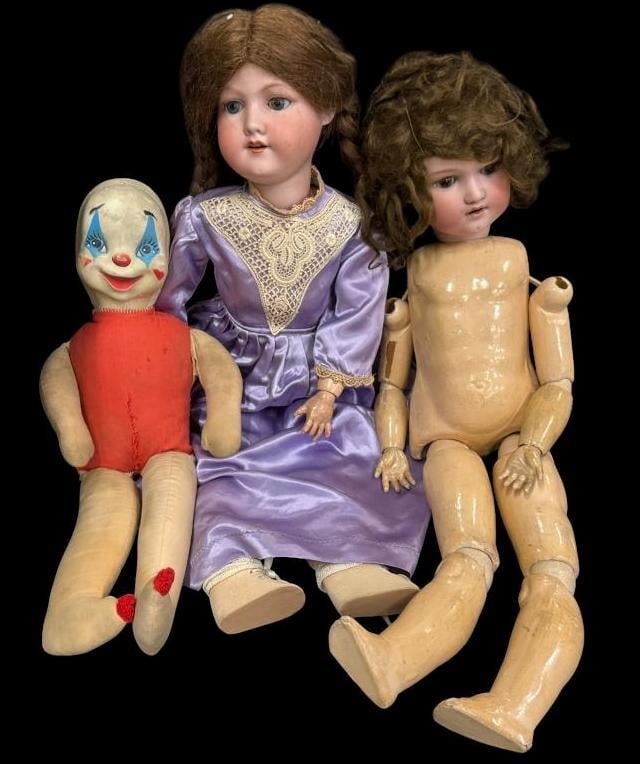 2 German porcelain dolls and clown doll (1 of 12)