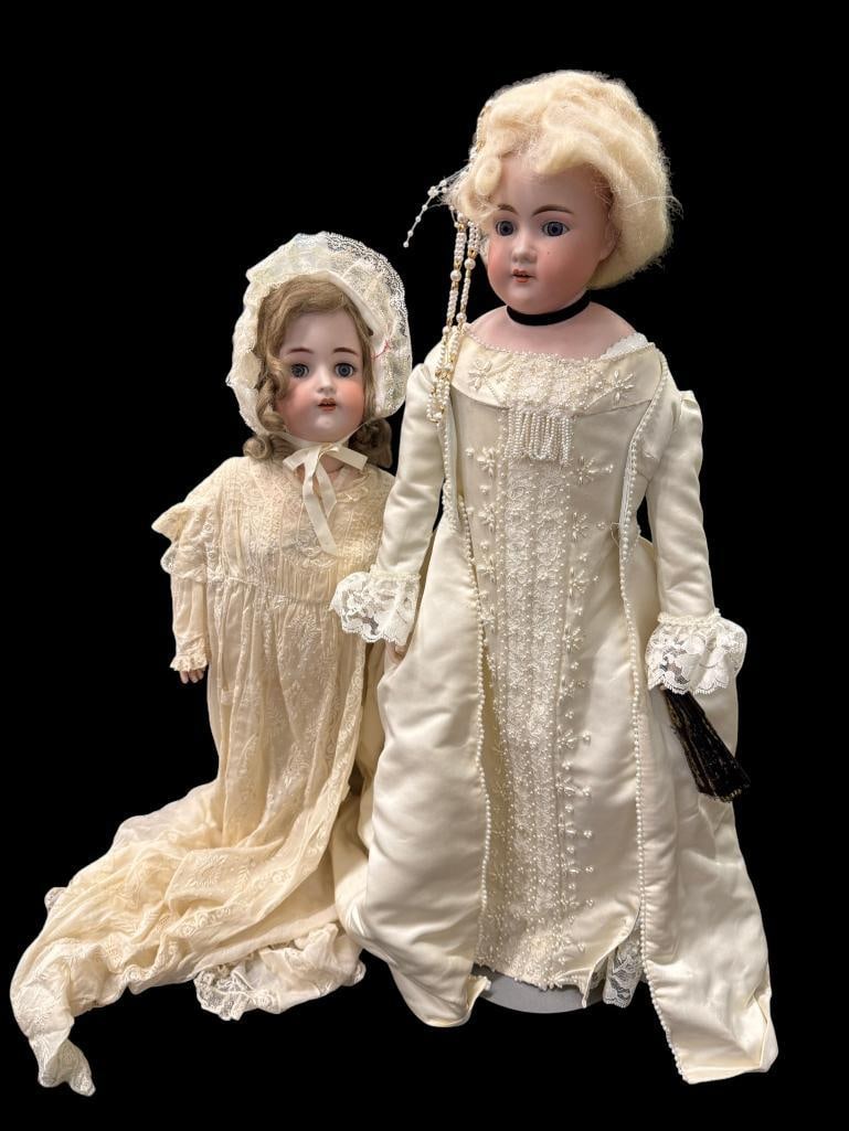 Simon Halbig and AM marked porcelain dolls: Simon Halbig and AM marked porcelain dolls. Tallest approx. 28 inches.