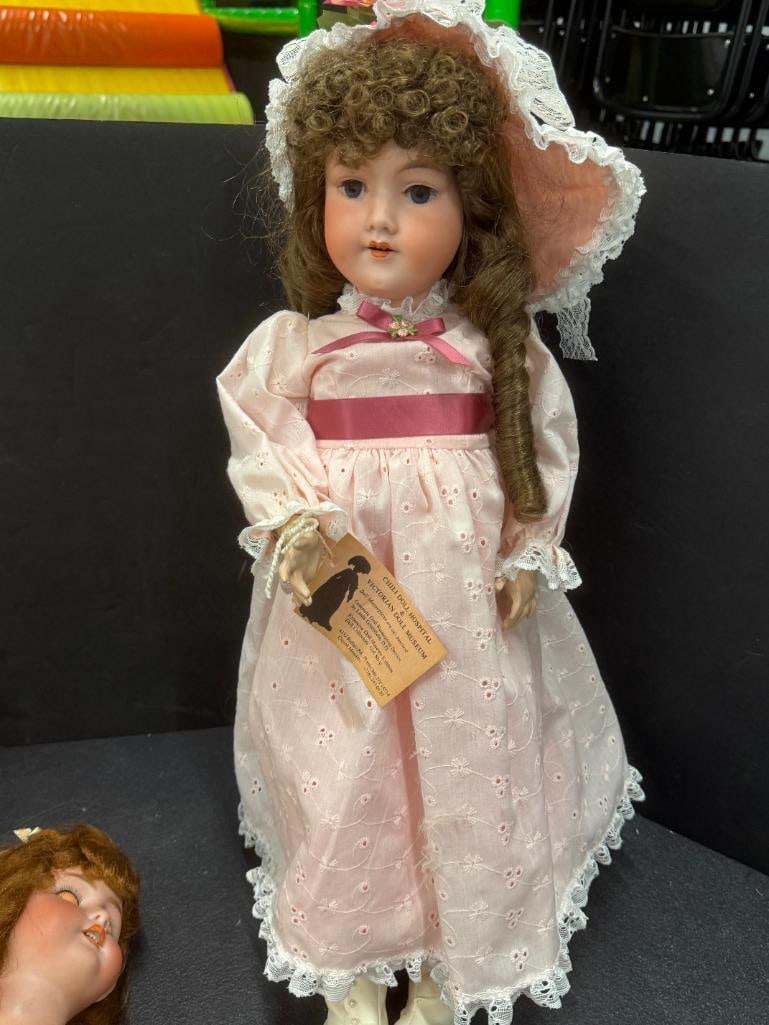 4 porcelain dolls - 13