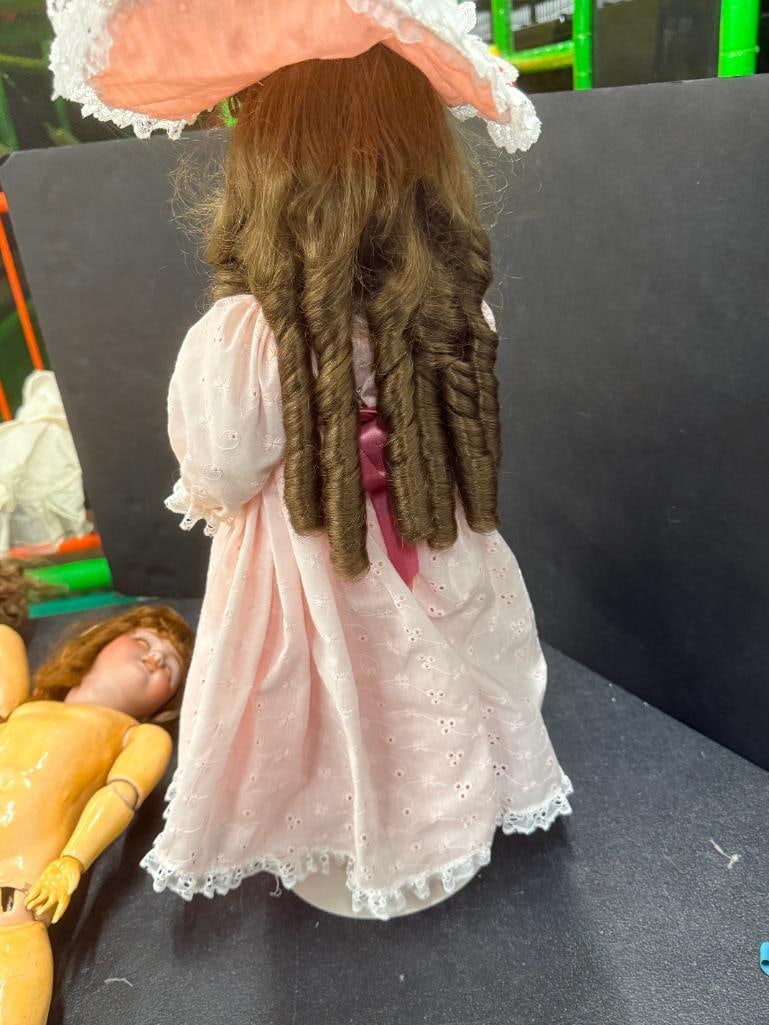 4 porcelain dolls - 16