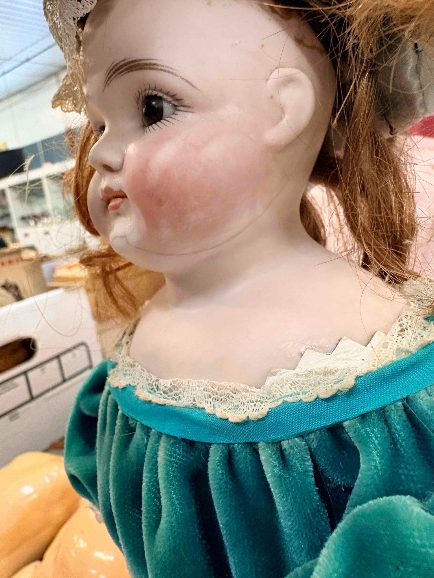 4 porcelain dolls - 19