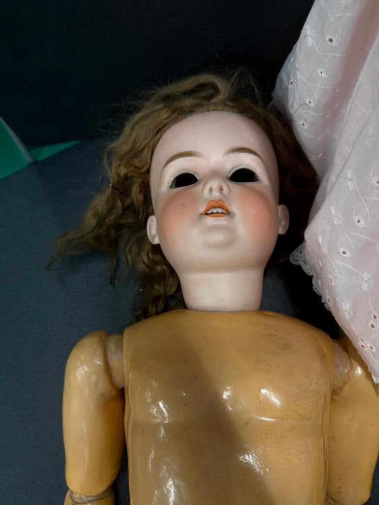 4 porcelain dolls - 5