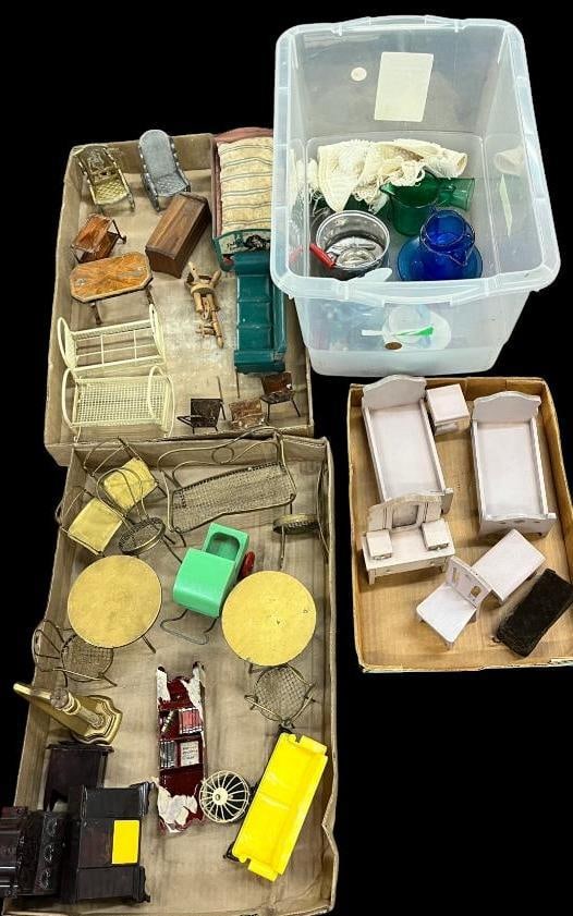 Dollhouse furniture, small pitchers and more: Dollhouse furniture, small pitchers and more.