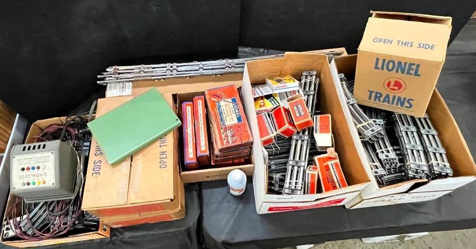 Lionel train track, cleaning kits, switches and more: Lionel train track, cleaning kits, switches and more. Including 022 "O" gauge switches, Trainmaster type KW and more.