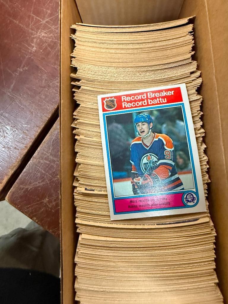 1982-1983 O Pee Chee Hockey complete set: 1982-1983 O Pee Chee Hockey complete set.