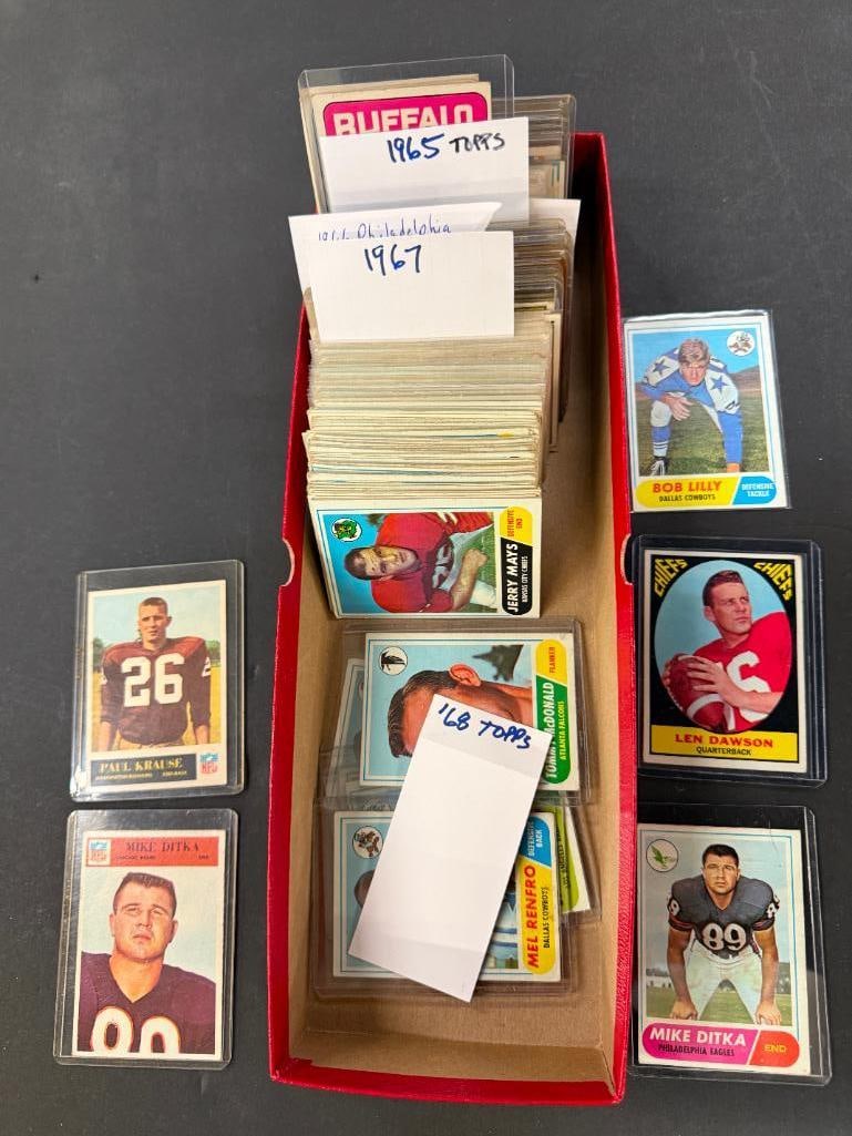 1960's Vintage Football Card Lot: 1960's Vintage Football Card Lot incl. 1962 Post Football, 1964 Philadelphia, 1965 Philadelphia, 1965 Topps Football, 1965 Philadelphia Football, 1966 Philadelphia Football, 1967 Topps, 1968 Topps, et