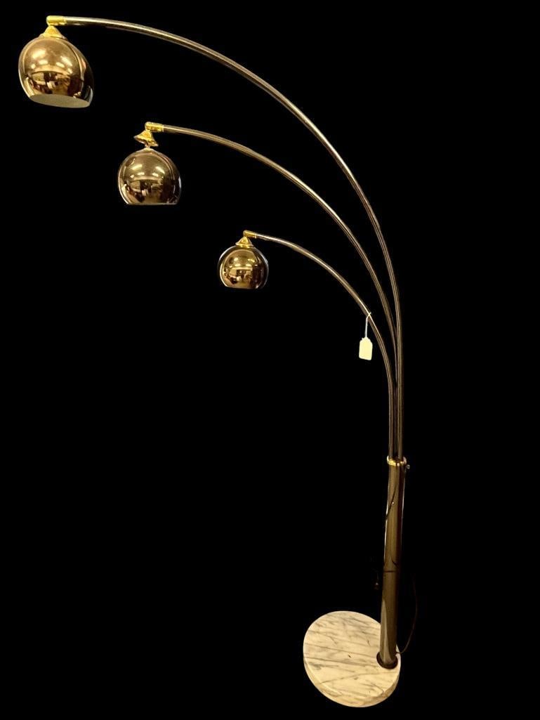 3 Bulb Arc floor lamp: 3 Bulb Arc floor lamp. Approx. 84 inches tall.