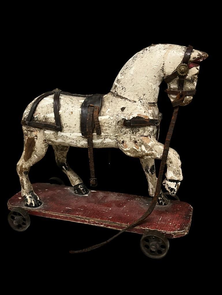 Antique wood horse pull toy: Antique wood horse pull toy. Approx. 13 x 14 x 6 inches.