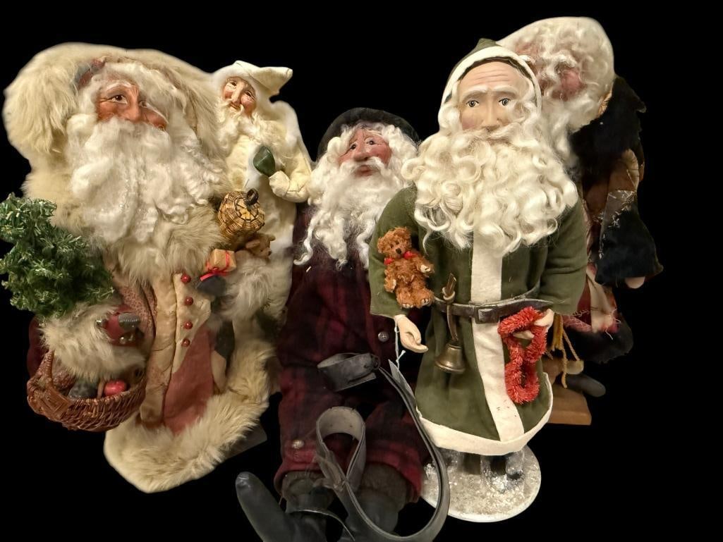 5 Santa Claus dolls: 5 Santa Claus dolls. Tallest approx. 19 inches.
