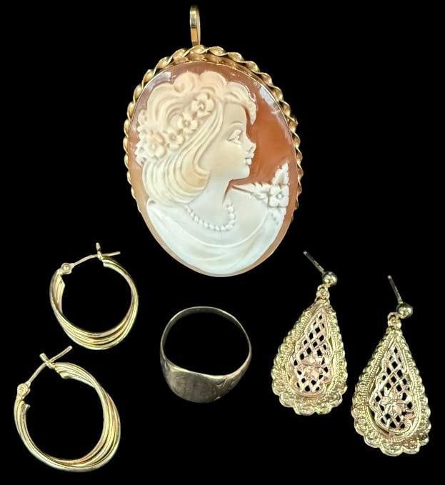 14k Gold earrings, ring and cameo: 14k Gold earrings, ring and cameo. Ring and earrings approx. 3 grams. Cameo approx. 9.4 grams. Total weight approx. 12.4 grams.
