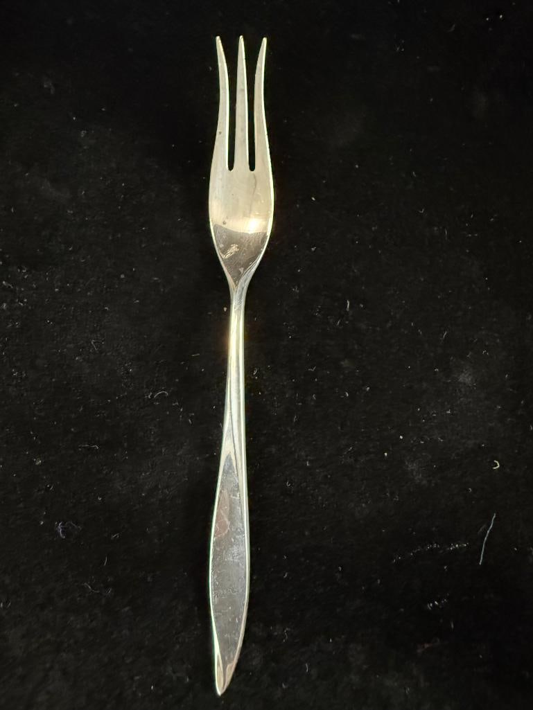 9 Souvenir spoons, etc. - 4