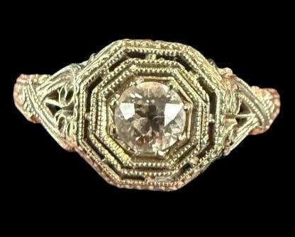 Art Deco 18k Gold Diamond Ring (1 of 7)