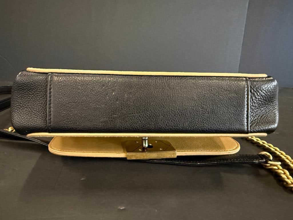 CHANEL Classic Flap Bag - 10
