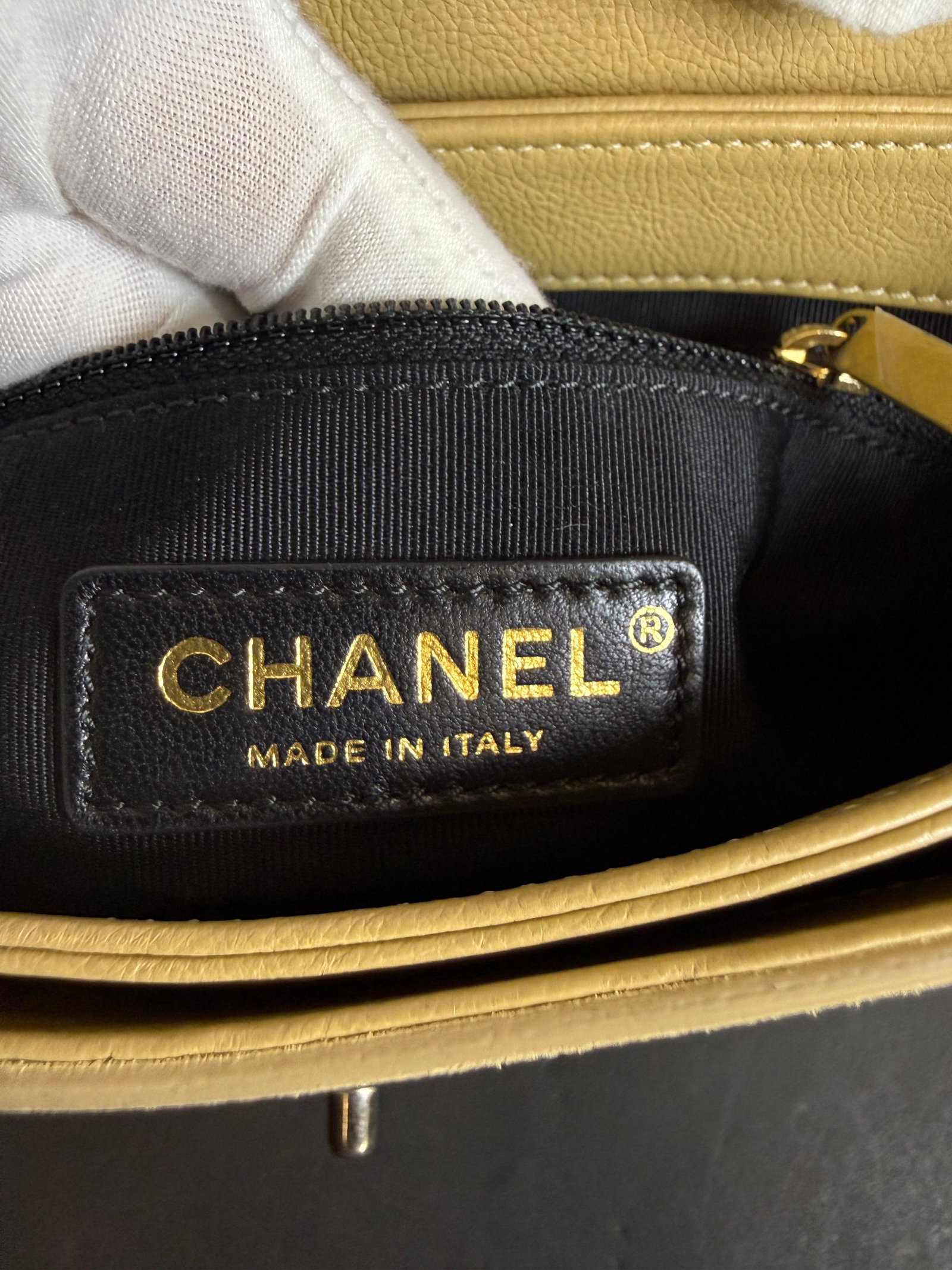CHANEL Classic Flap Bag - 15