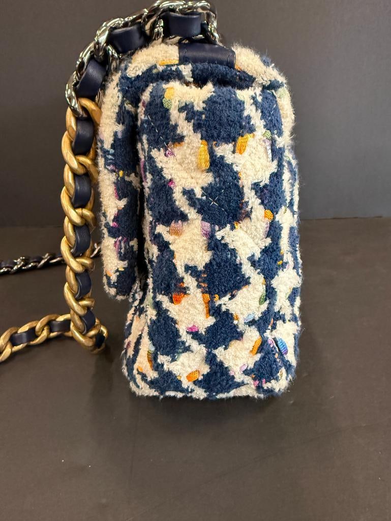 CHANEL 19 Flap Bag - 5