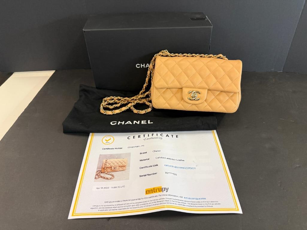 CHANEL Quilted Mini Flap bag - 2