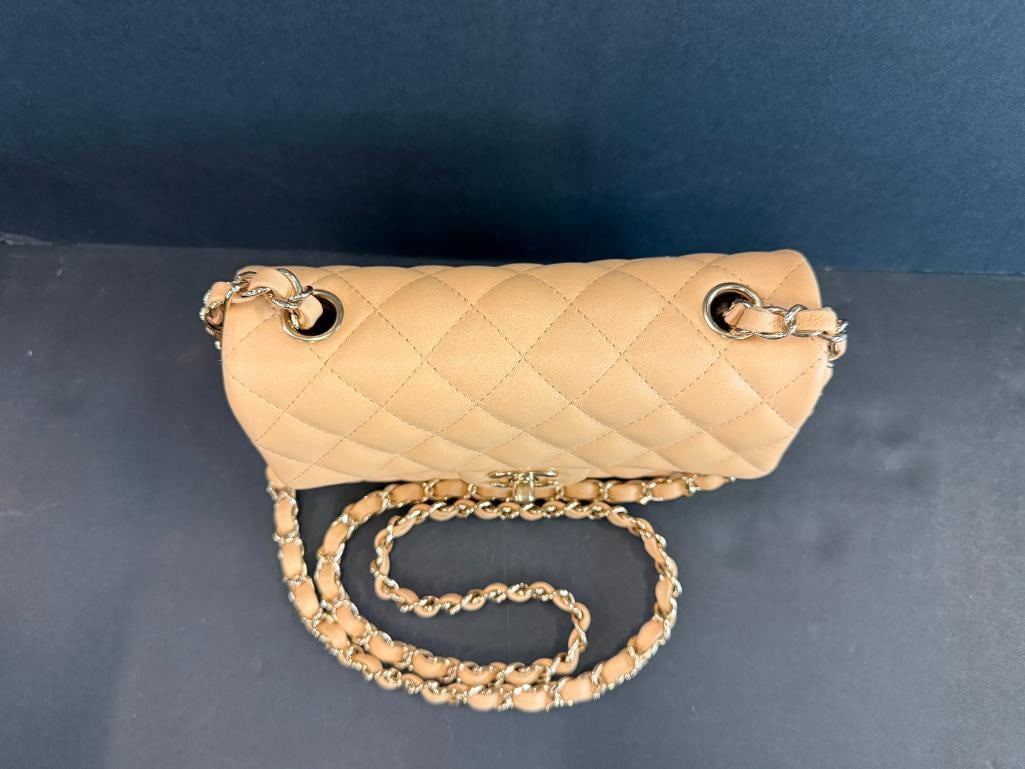 CHANEL Quilted Mini Flap bag - 3