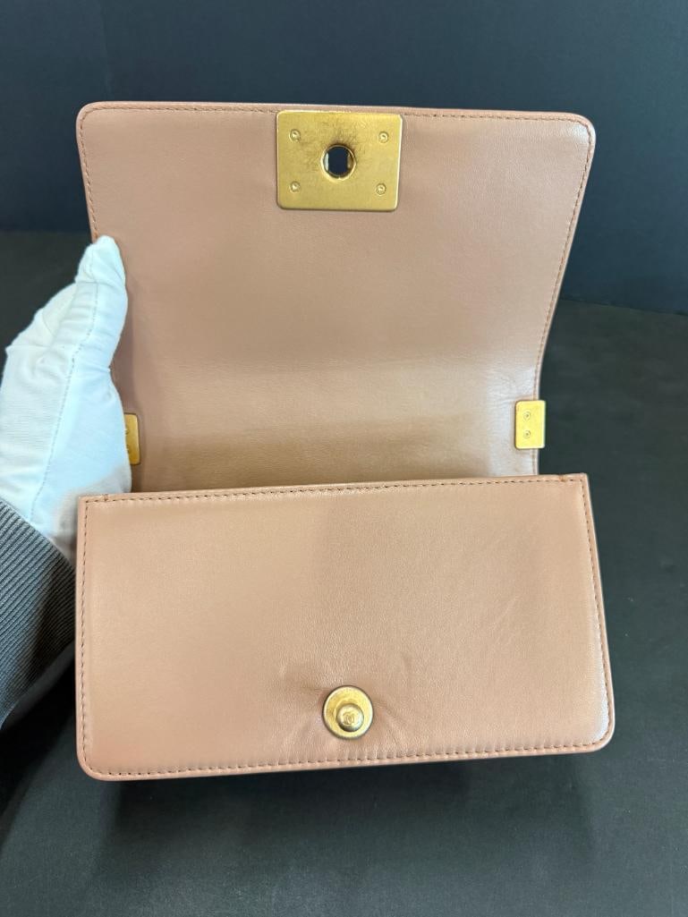 CHANEL Boy Flap bag - 10