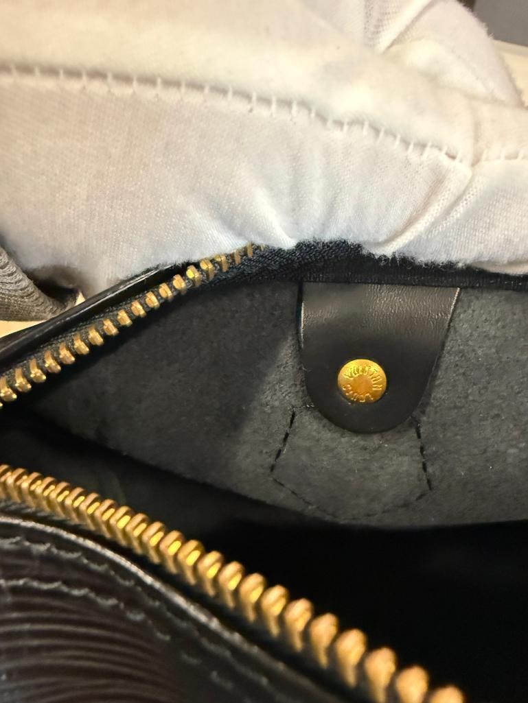Louis Vuitton Speedy bag - 18