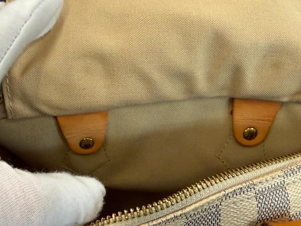 Louis Vuitton Speedy bag - 17