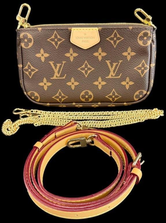 Louis Vuitton Monogram Pochette (1 of 19)