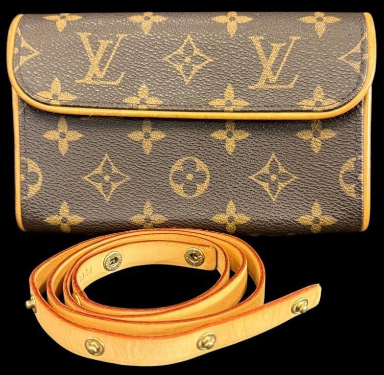 Louis Vuitton Monogram Pochette Florentine Belt Bag: Louis Vuitton Monogram Pochette Florentine Belt Bag. Belt Serial # FL 0096. Bag serial # FL 0015. Belt size xs. Approx. 6.5 x 4.5 x 1.5 inches. Provenance: From an Italian collector.