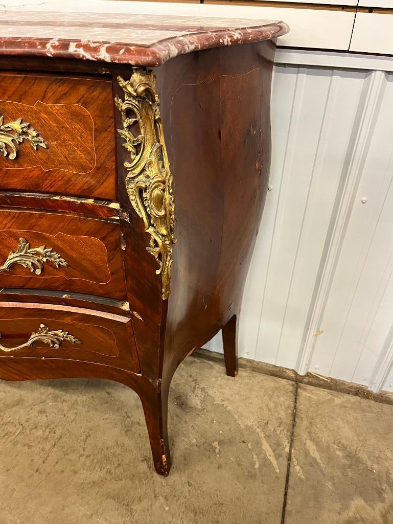 Marble top Commode with Gilt Bronze mounts - 2