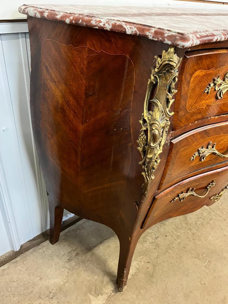Marble top Commode with Gilt Bronze mounts - 3