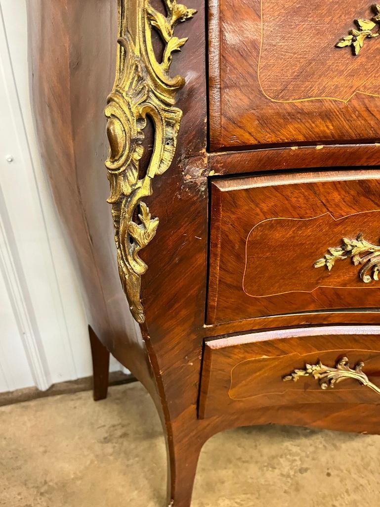 Marble top Commode with Gilt Bronze mounts - 6