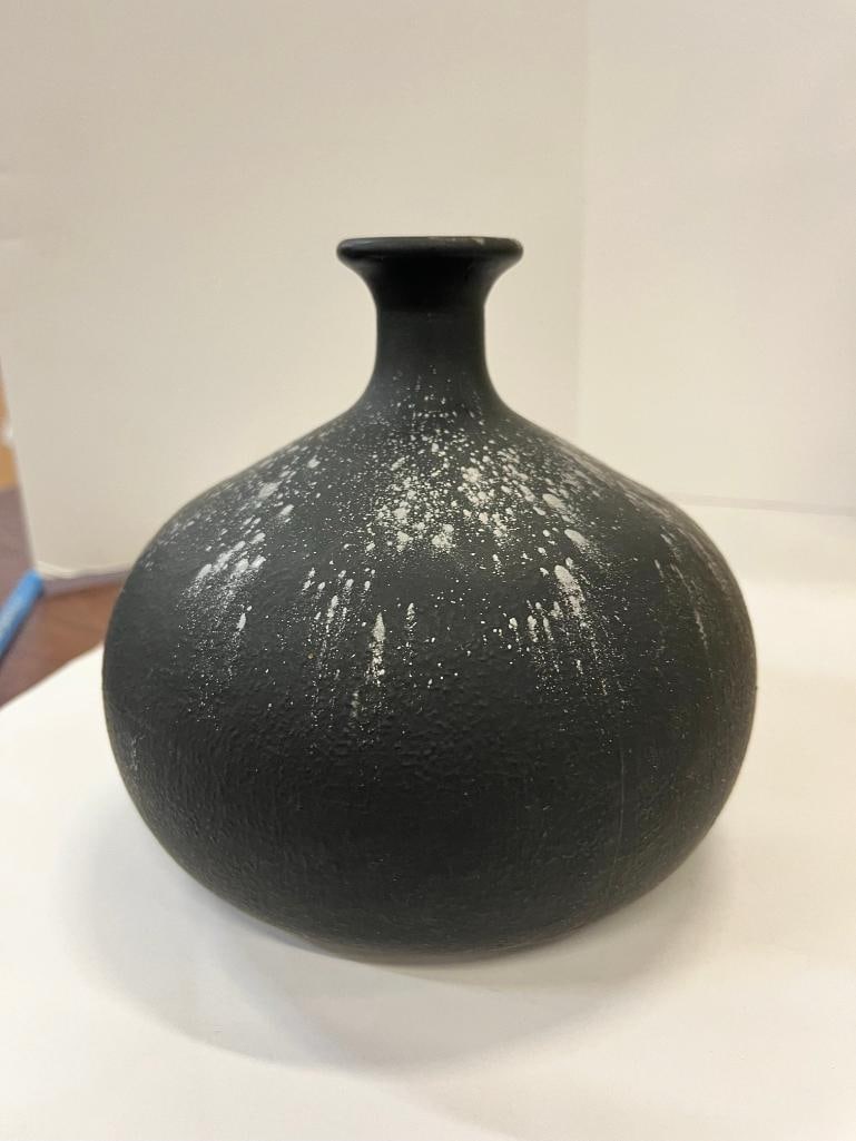 6 Pottery Vases - 3
