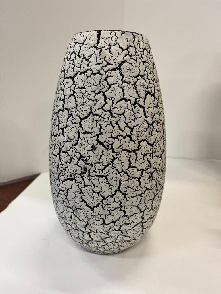 6 Pottery Vases - 4