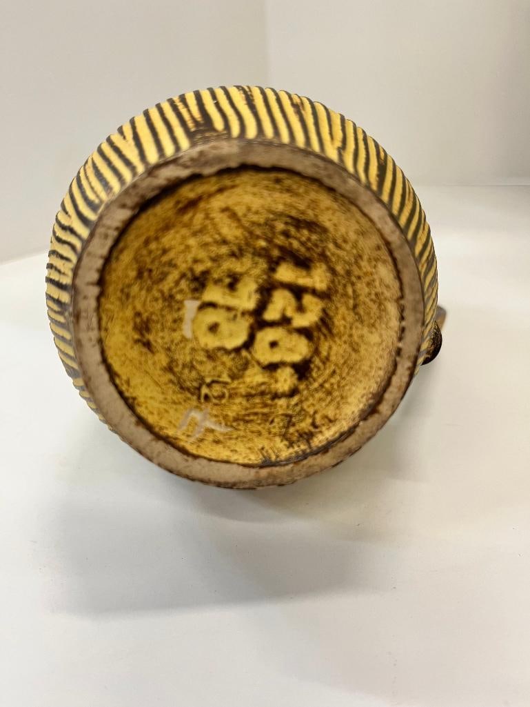 6 Pottery Vases - 9