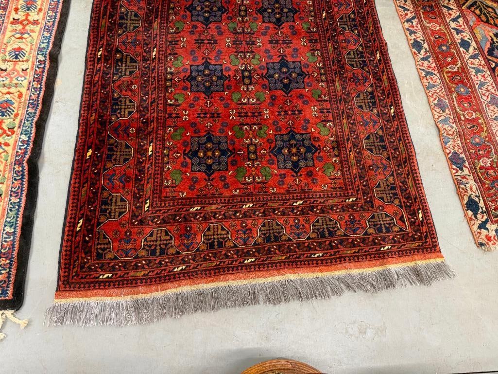 Handmade Oriental rug - 4