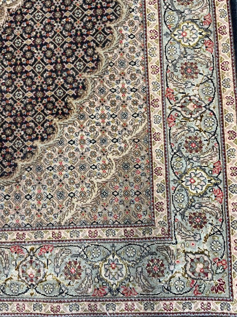 Handmade Tabriz Oriental rug - 4