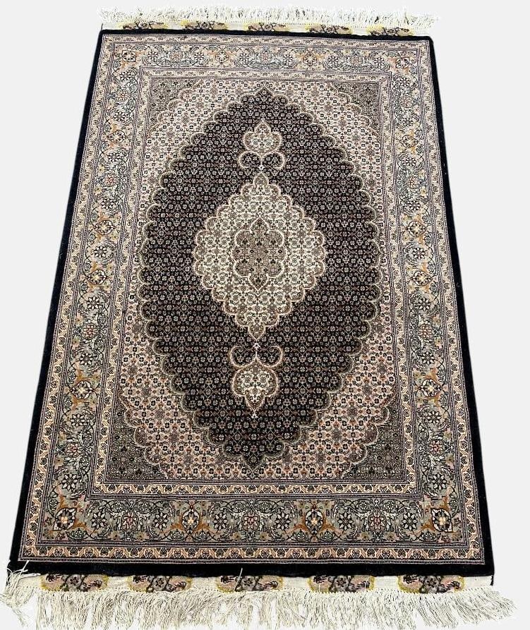 Handmade Tabriz Oriental rug: Very finely woven handmade Tabriz Oriental rug. Approx. 64 x 41 inches.