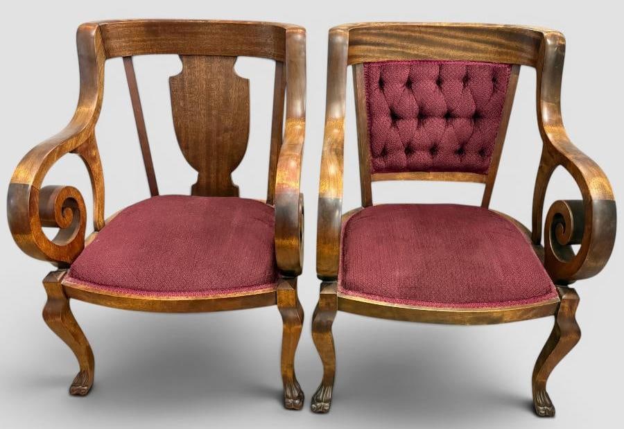 2 Victorian Mahogany Armchairs: 2 Victorian Mahogany Armchairs. Approx. 35.5 x 25 x 20 inches.