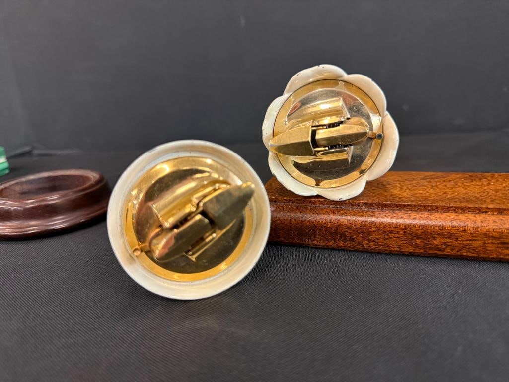 9 Ronson Table Lighters - 9