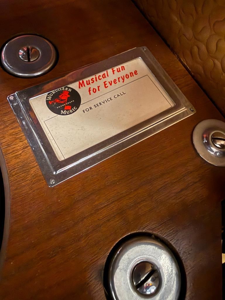 Wurlitzer Model 1015 Bubbler Jukebox - 9