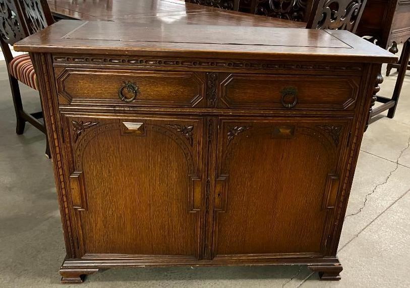 Steul Oak Dining Room set - 2
