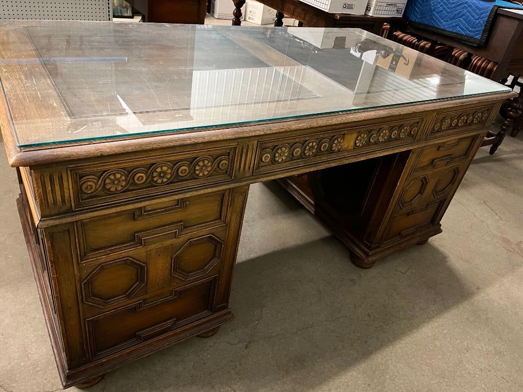 Kittinger Oak Desk - 4