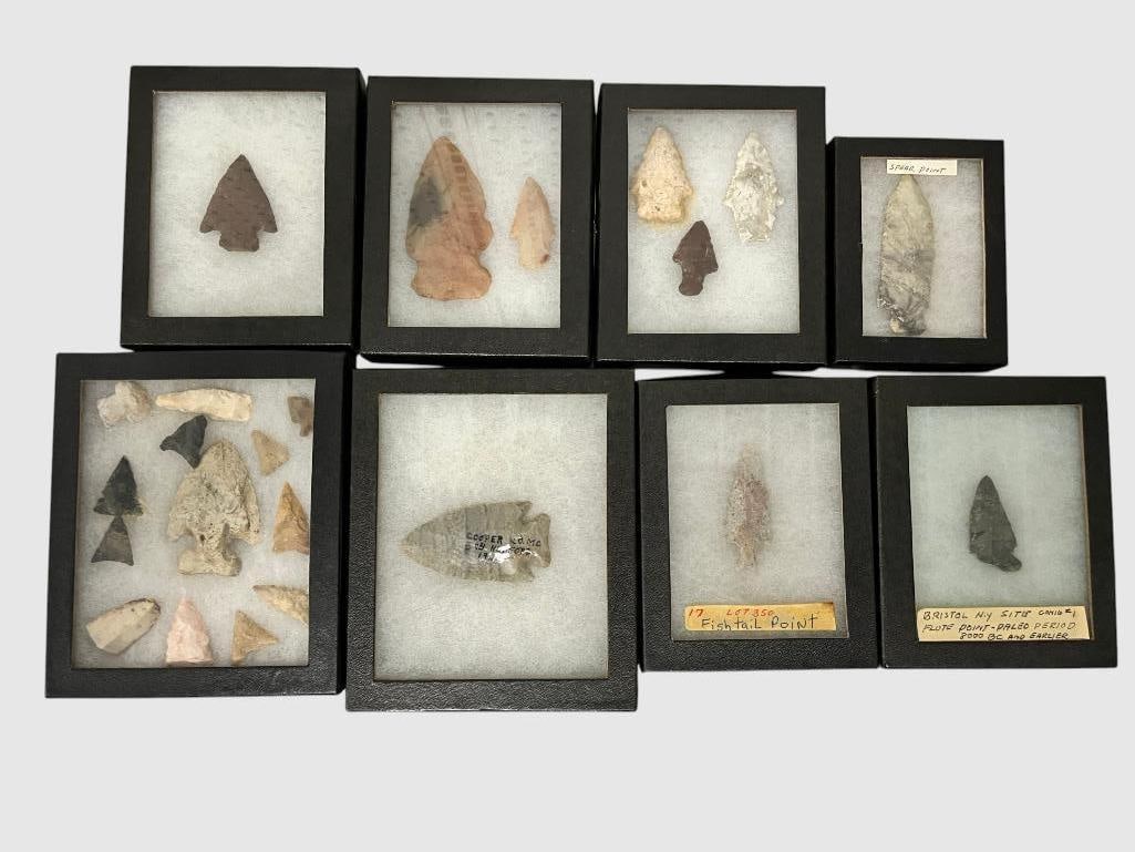 Collection of Native American arrowheads and Points (1 of 9)