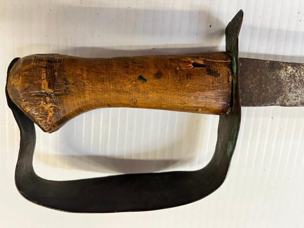 2 D Guard Knives - 8