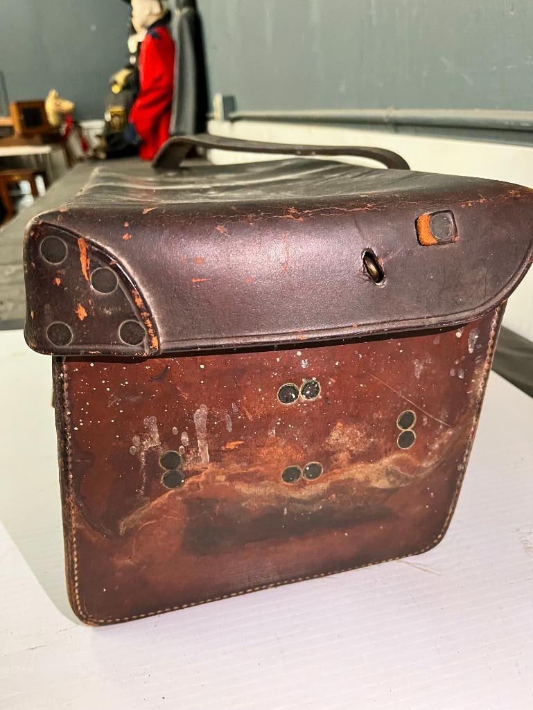U.S. marked Leather Equipment Box - 4